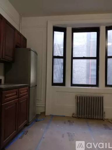 Main picture of 45 Tiemann Place