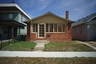 Main picture of 2138 Lowell Blvd