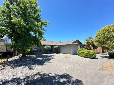Main picture of 2618 Sage St