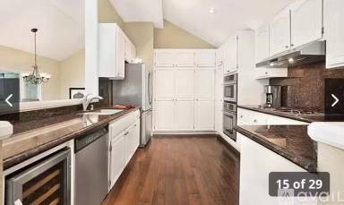Main picture of 2463 Irvine Ave