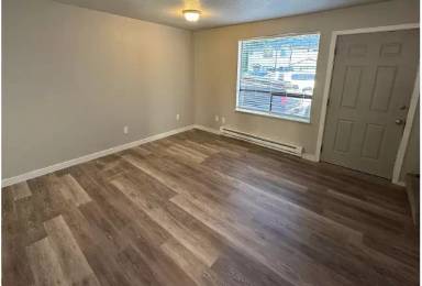 Main picture of 523 4th Ave S
