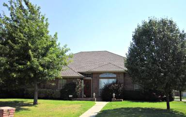 Main picture of 1800 Coopers Hawk Ct