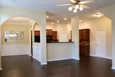 Main picture of 2210 Copper Trail Ln