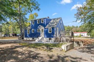 Main picture of 378 Old Colony Rd