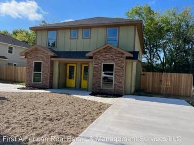 Main picture of 640 Sycamore St