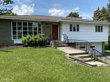 Main picture of 102 Chaumont Dr