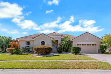Main picture of 2600 Meadow View Ct
