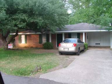 Main picture of 1902 Nancy Dr