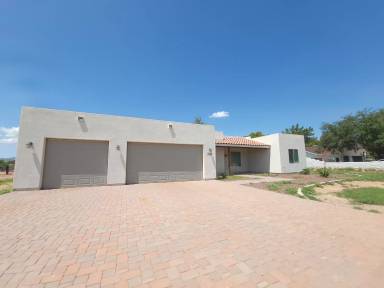 Main picture of 7318 N 183rd Ave