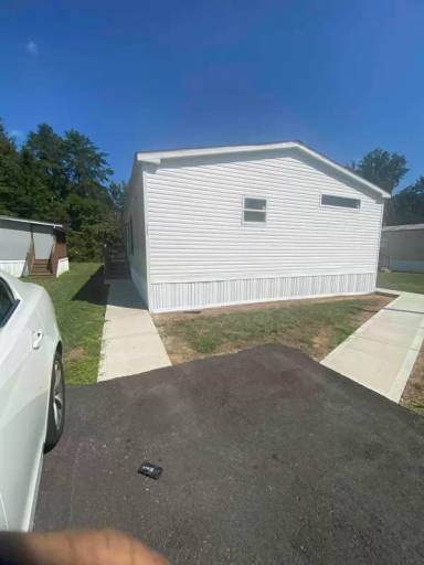 Main picture of 111 Audubon Ave