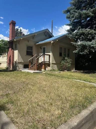 Main picture of 317 N 5th St