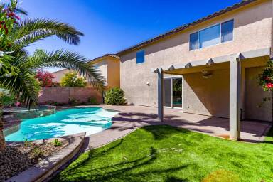 Main picture of 9521 Veterans Ct