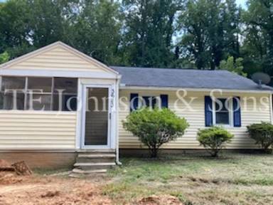 Main picture of 3683 Yale Ave