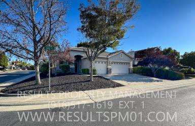 Main picture of 2022 Taft Dr