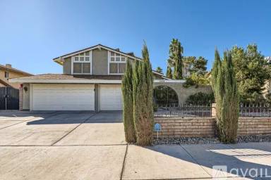 Main picture of 1908 Piccolo Way