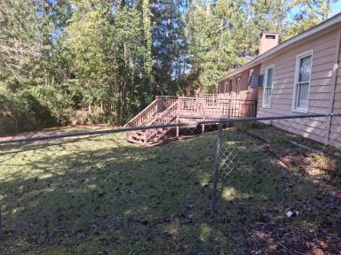 Main picture of 405 Somerset Pl