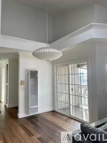 Main picture of 1771 Redondo Ave