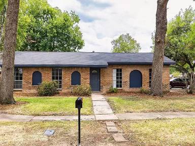 Main picture of 8455 Gallahad St