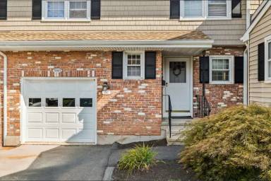 Main picture of 1293 New Britain Ave