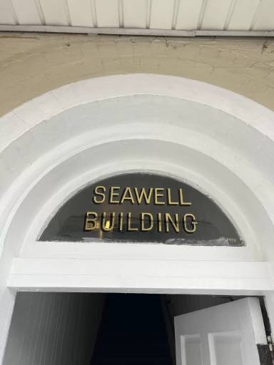 Main picture of 6 Courthouse Sq