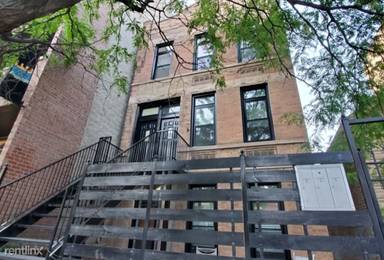 Main picture of 2228 W Armitage Ave