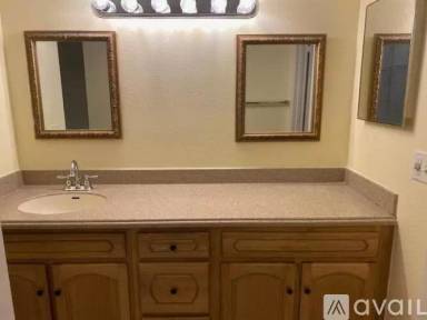 Main picture of 5866 Windhover Dr