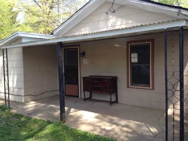 Main picture of 47 1/2 S May Ave