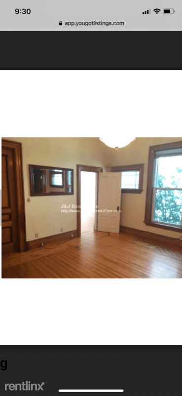 Main picture of 85 Elm St