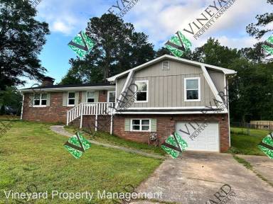 Main picture of 311 Cardinal Dr