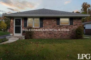 Main picture of 540 Coeli Dr