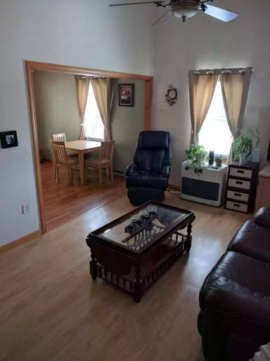 Main picture of 1414 Forest Ave