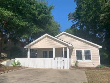 Main picture of 103 Colony Ln