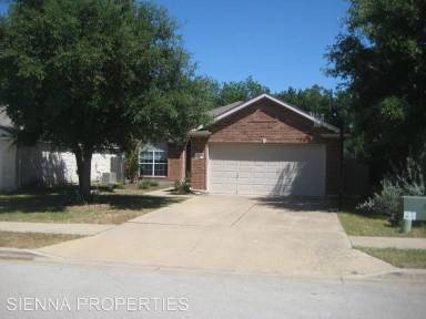 Main picture of 2214 Kerr Trl