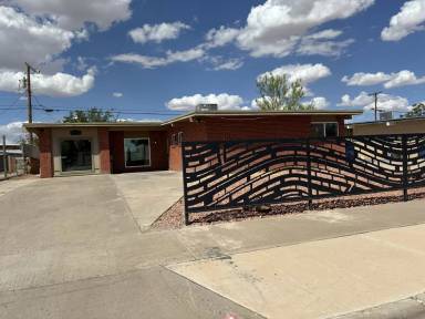 Main picture of 5113 Wally Dr