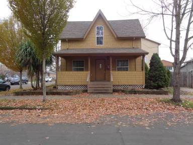 Main picture of 436 Norway St NE