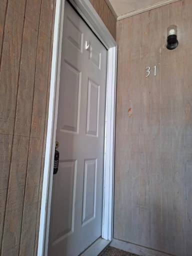 Main picture of 3800 Guardian Ave