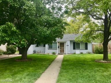 Main picture of 3020 S Forest St