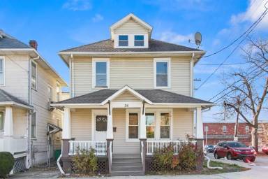 Main picture of 34 S Royal St