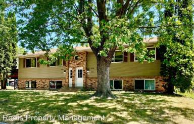 Main picture of 2550 Ruth St