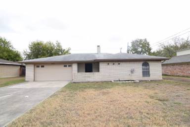 Main picture of 1412 Becker Dr