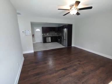 Main picture of 120 Jessup St
