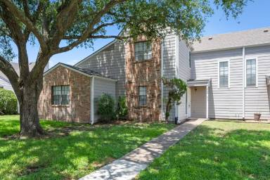Main picture of 2533 Cross Timbers Dr