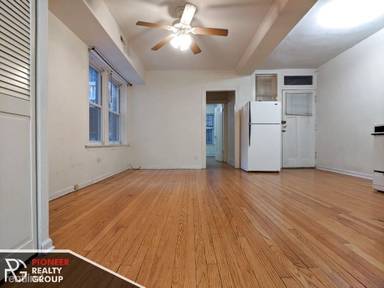 Main picture of 1902 W Winnemac Ave & 5032 N Wolcott Ave Apartments