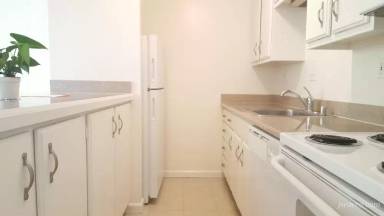 Main picture of 107 S Van Ness Ave