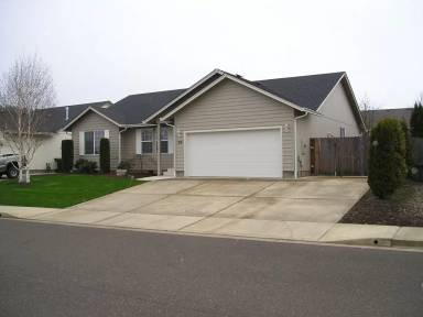 Main picture of 313 Greystone St