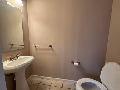 Main picture of 853 E Bland Rd