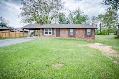 Main picture of 301 Piney Ave