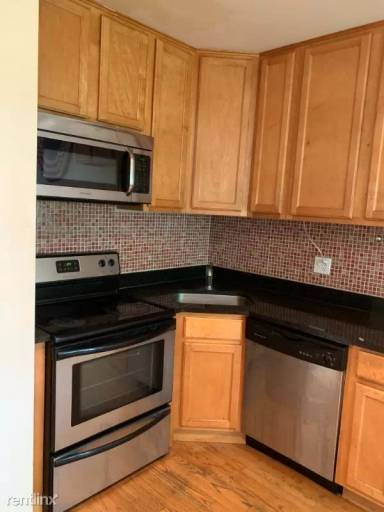 Main picture of 3335 N Lamon Ave