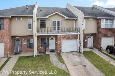 Main picture of 8211 Edinburgh St