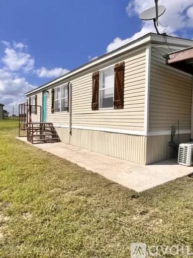 Main picture of 405 Stagecoach Hill Dr